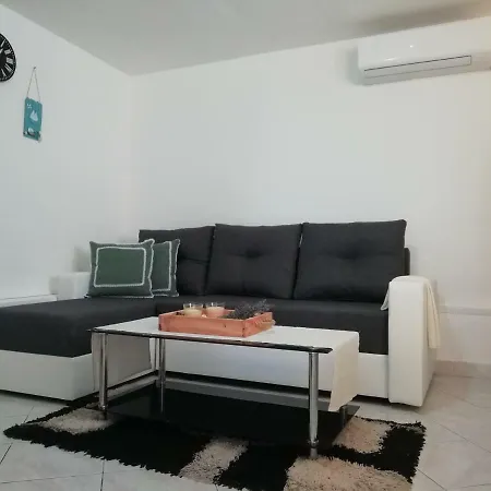 Lucija Apartment Solin