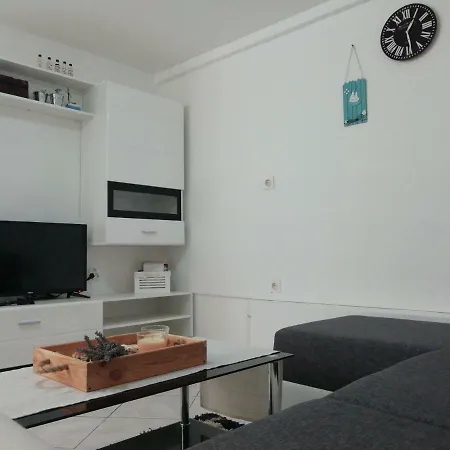 Lucija Apartment