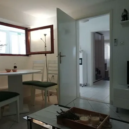 Apartment Lucija Solin
